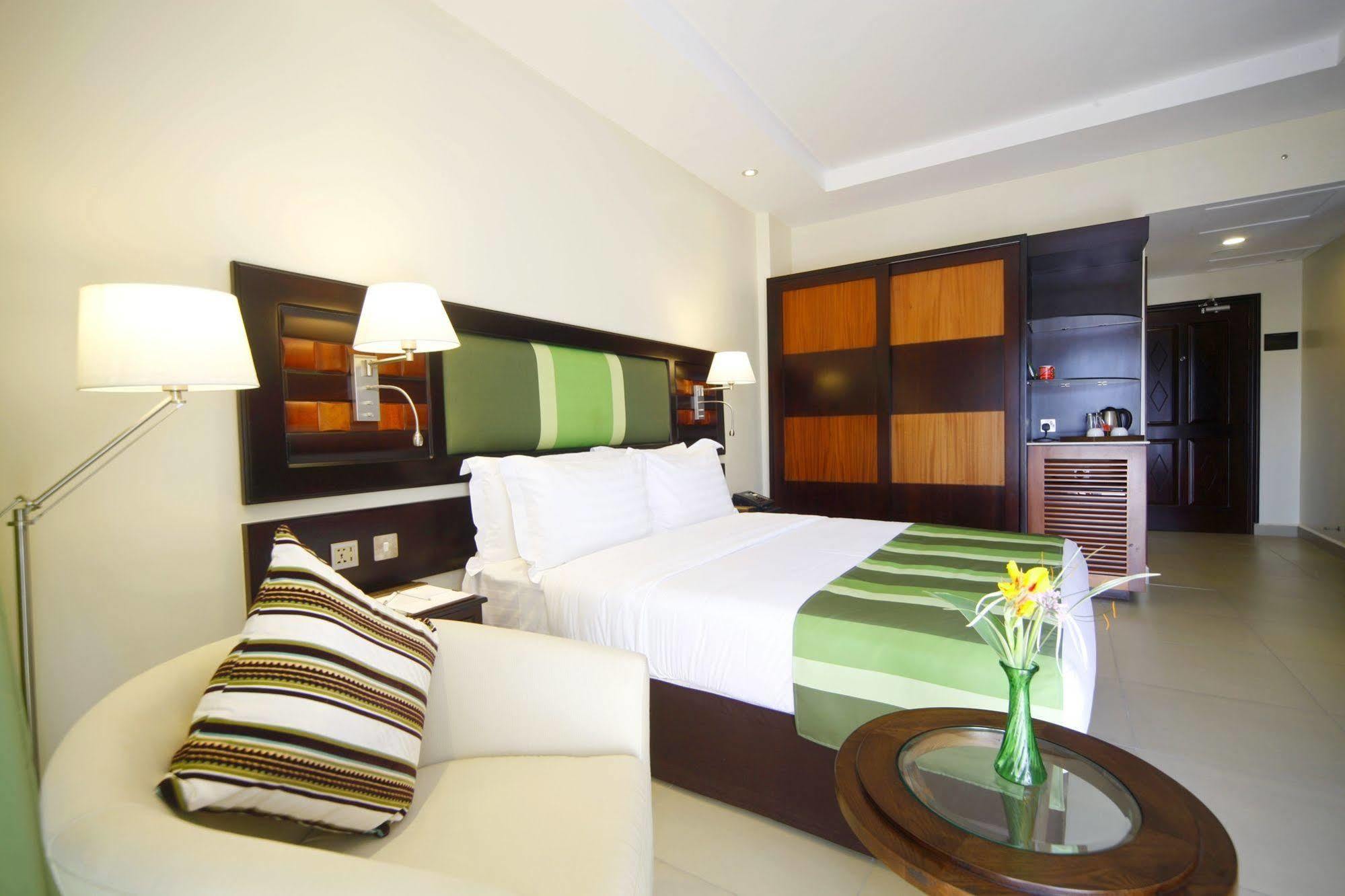 Best Western Premier Garden Hotel Entebbe Kültér fotó